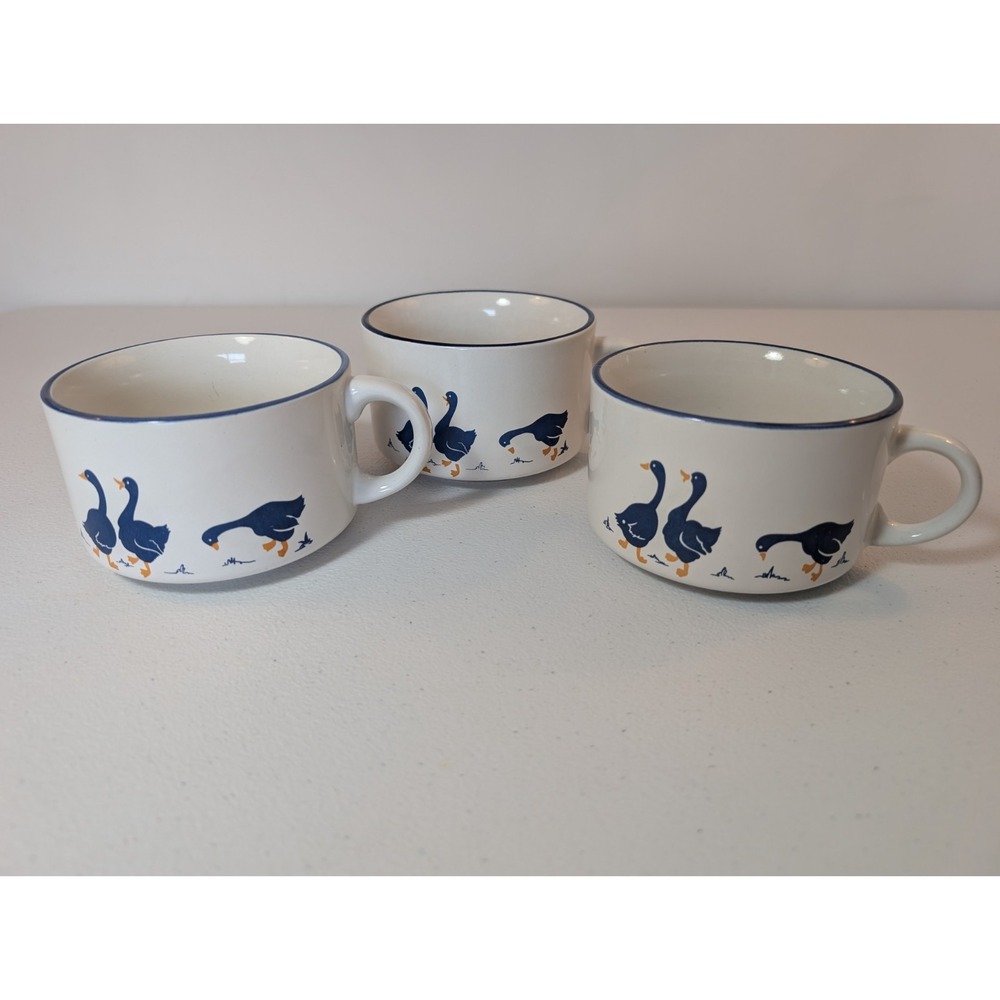 Country Goose Soup Mugs Set of 3 Blue White Ceramic Farmhouse 4.5" Wide